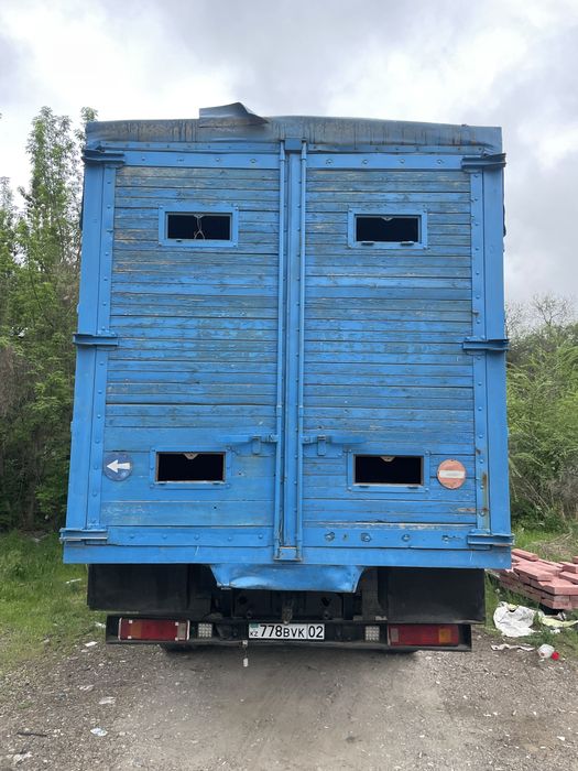 Продам будку, скотовоз