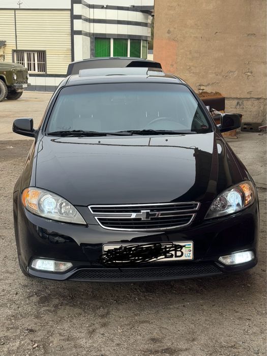 Gentra 2024 Qora Lyukli