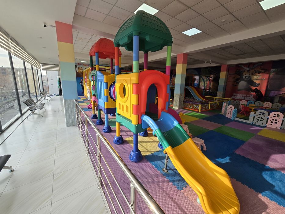 Детские площадки  Болалар майдончаси Карусели Горки Качели