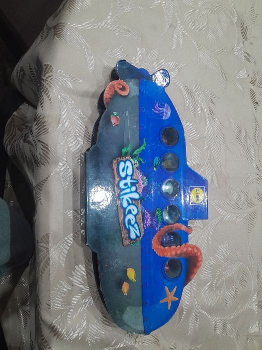 Stekeez, Jucări pentru copii