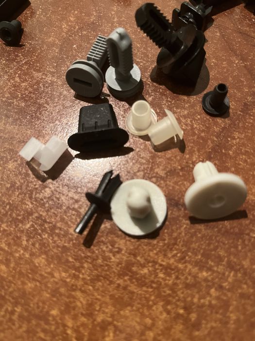 Клипсы и пистоны бмв е34,32,е60,Х5,и тд