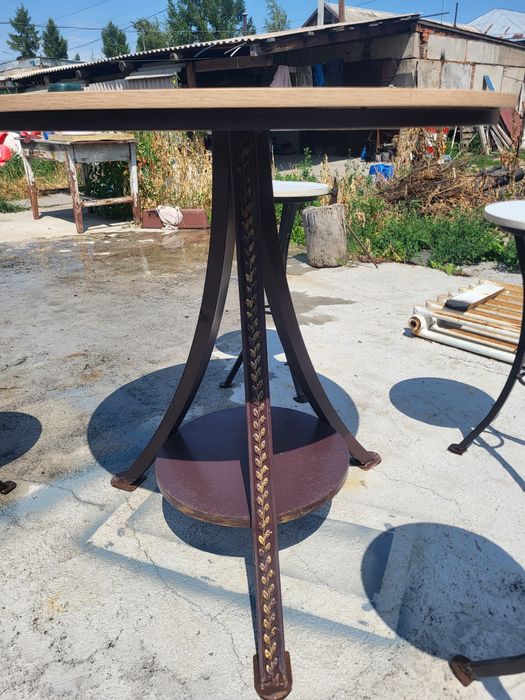 Продам стол со стульями