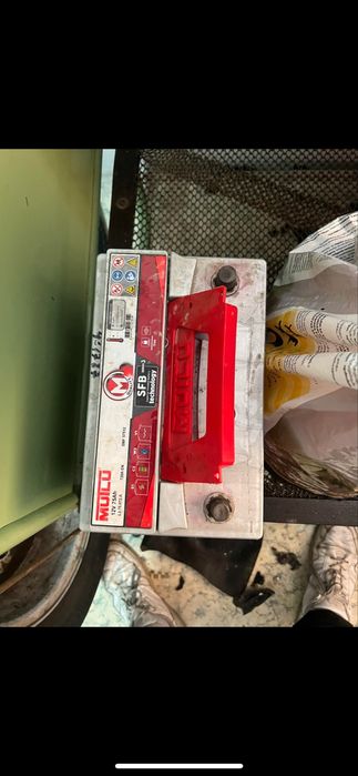 Продавам акумулатор MUTLU SFB 75Ah 720A