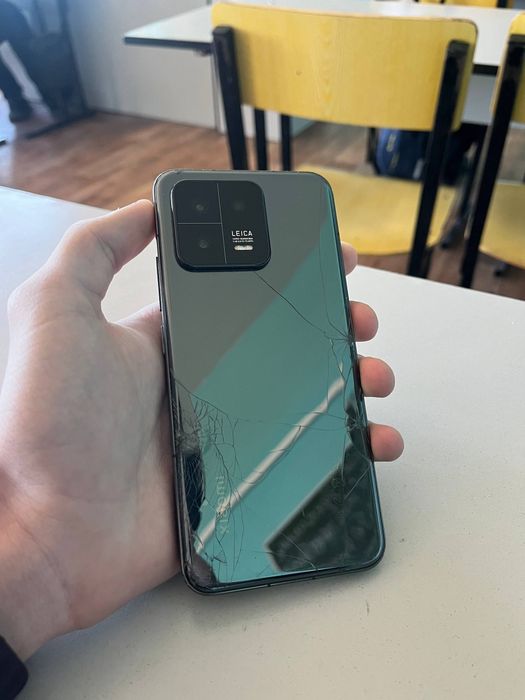обменяю xiaomi 13