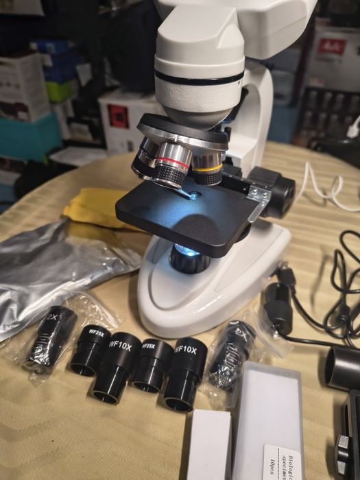 Бинокулярен микроскоп, Mmgoqqt, Метален, 40X-5000X, 3 обектива, LED ос