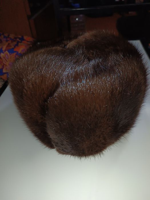 Продам меховую шапку из ондатры