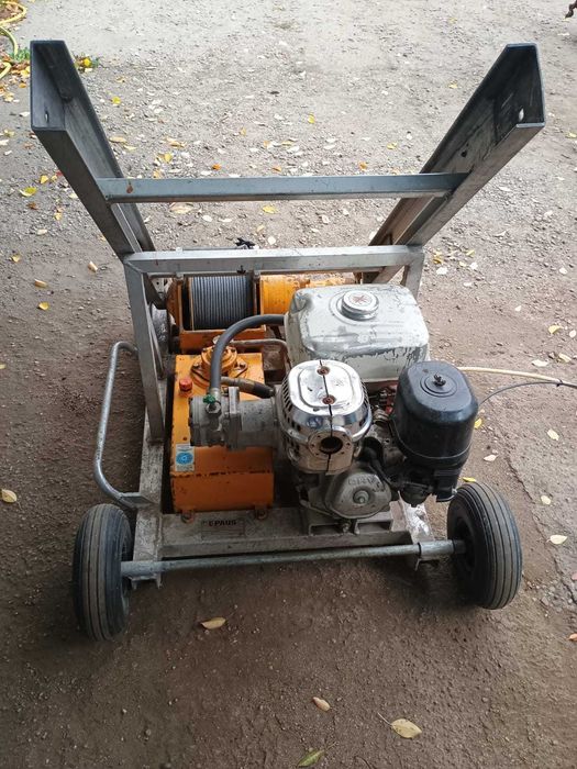 Хаспел,Асансьор, гондола,,строителен кран Paus