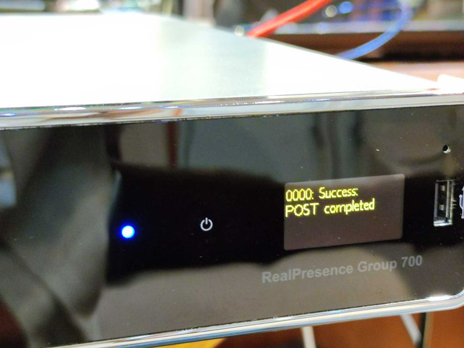 Polycom RealPresence Group 700 Type P002 Video Conferencing System