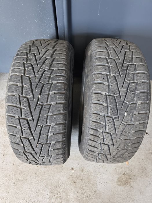 Шины зимние Roadstone 235/55/17