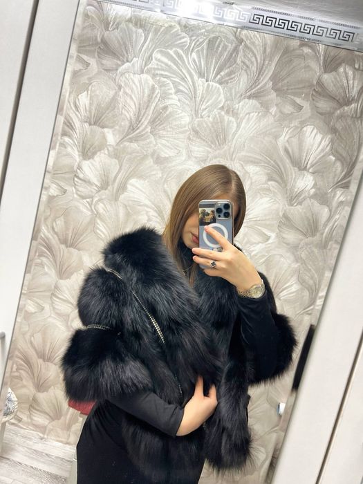 Меховая накидка,со стразами этикеткой