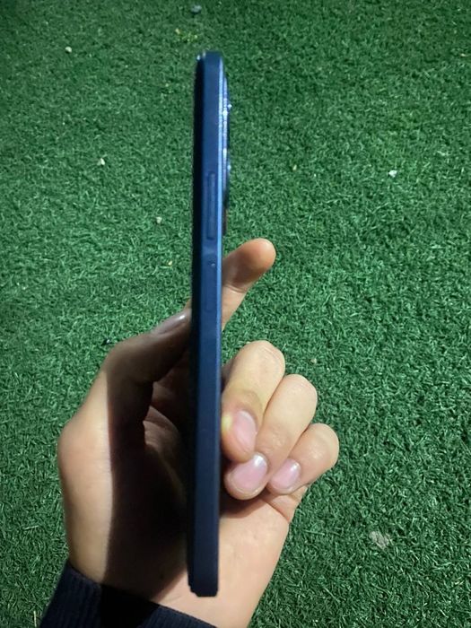 Vivo y 35 kelishamiz