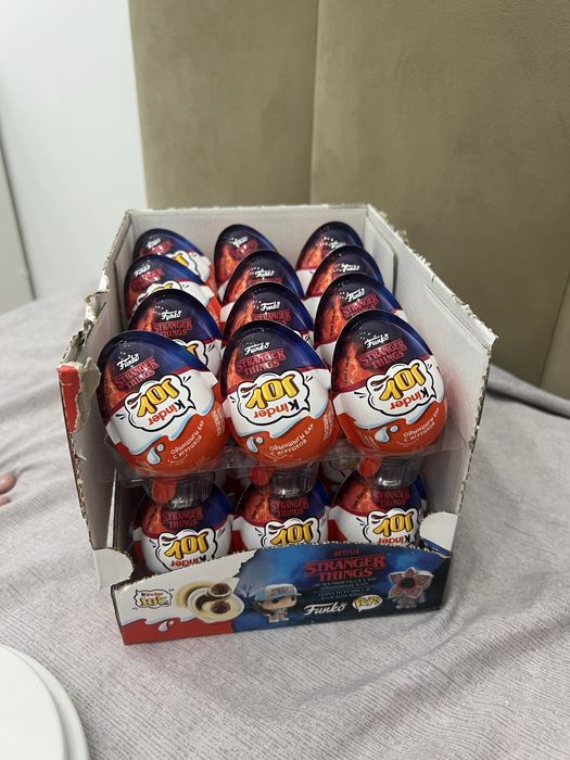 киндеры джой осд очень странные дела