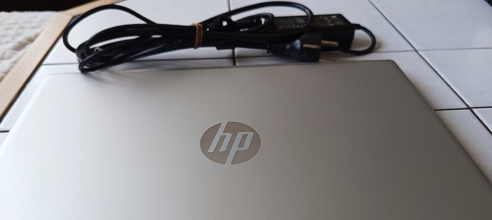 HP Pavilion 14  cu Windows 11 Home