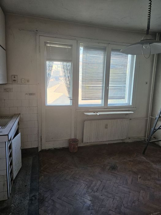 Продава се Двустаен апартамент в Плевен, 9-ти квартал - 65 кв.м за 1739 €/кв.м - Снимка #7