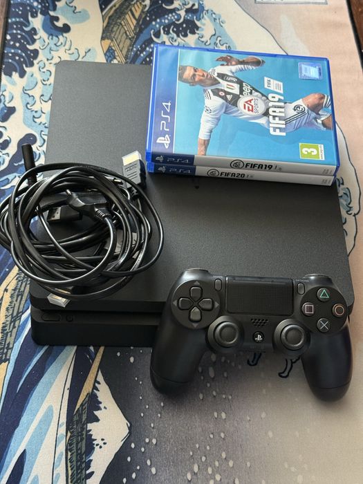 PlayStation 4 Slim