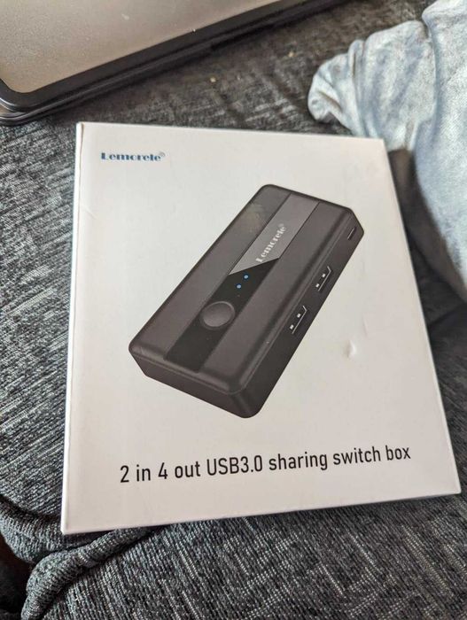 Lemorele KVM превключвател 2 компютъра 1 монитор [USB C вход] HDMI