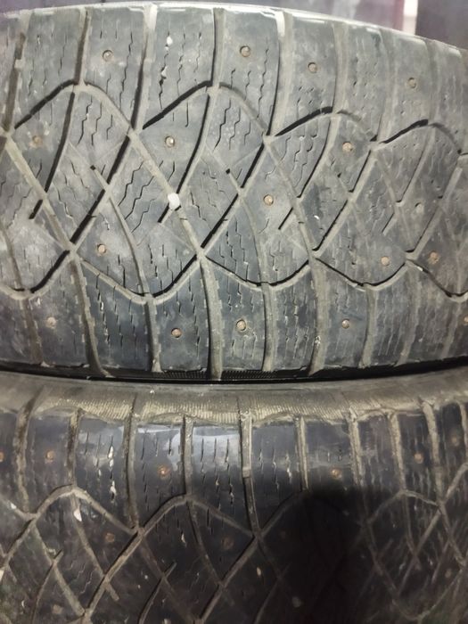 Шины зимние 235/70/16