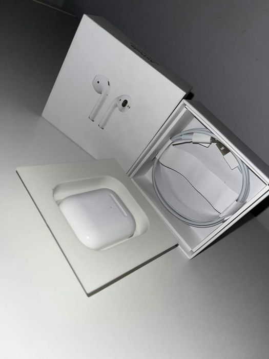 Airpods 2 casti.