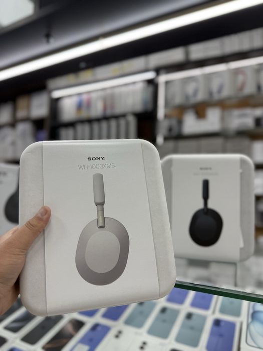 Наушникы Sony WH-1000XM5