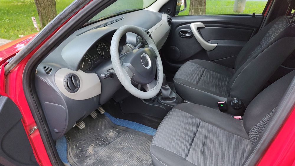 Dacia Logan  1,4 mpi 70000km