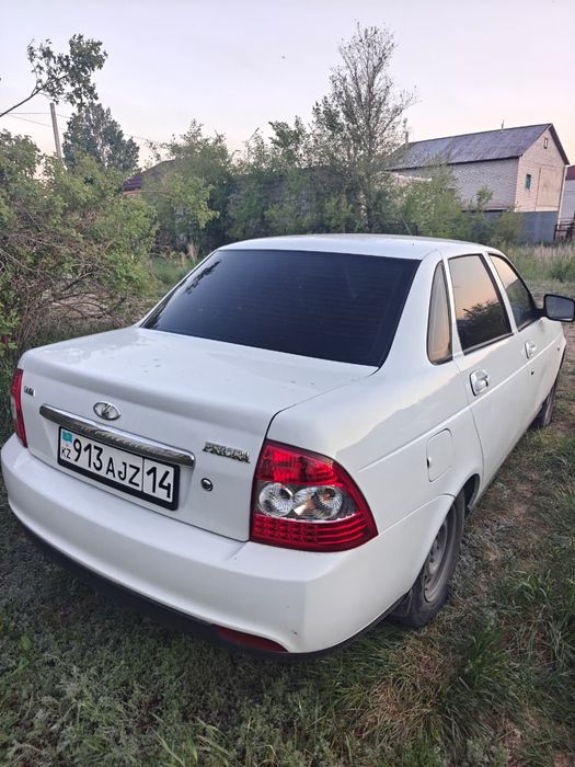 Продам приора 2 2013 год