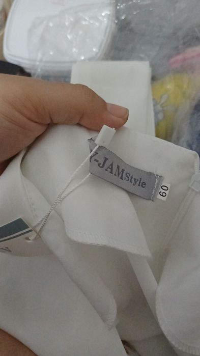 Продам новое белое платье