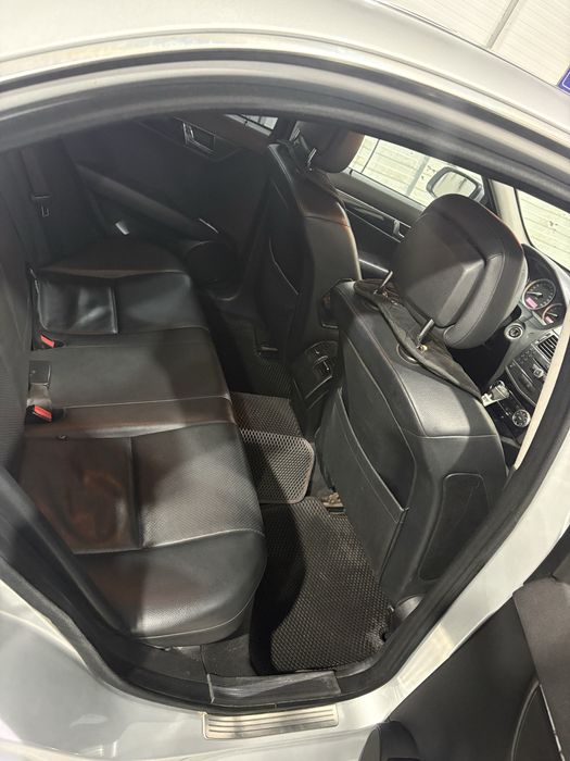 Продам w204 c180 матор м271