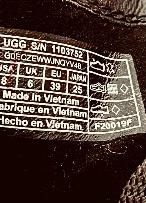 Маркови кожени боти Ugg оригинал