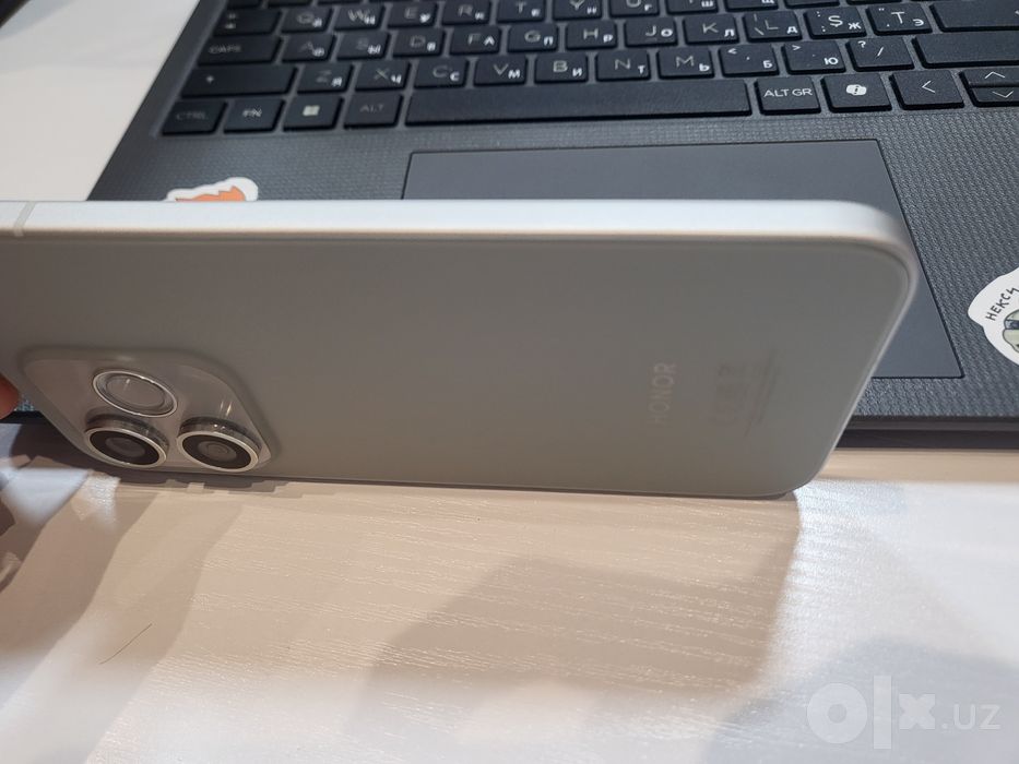 HONOR 600 LITE kafolati bilan Holati yangi document bilan
