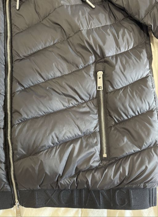 Яке Armani Exchange