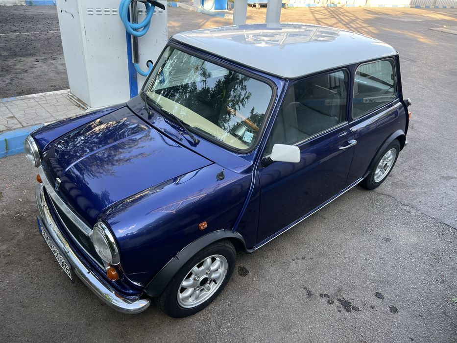 Продавам Мини от 1990 г