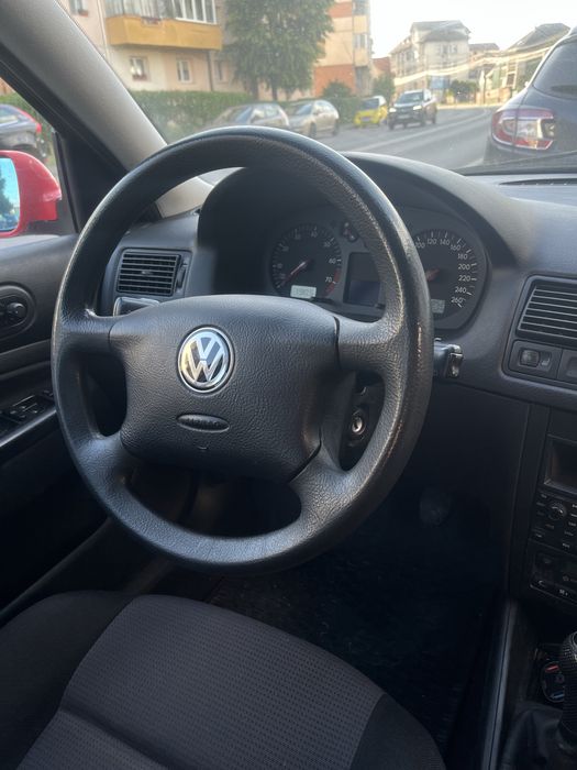 VOLKSWAGEN Golf 2000 — imagine 5