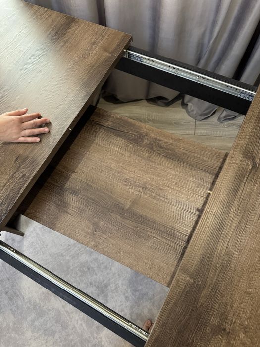 стол для гостинной