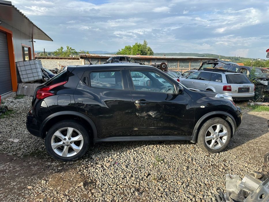Nissan Juke 1.6i на части