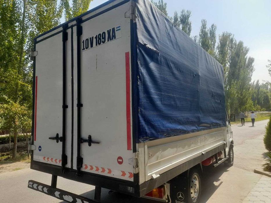 Грузовой автомобиль