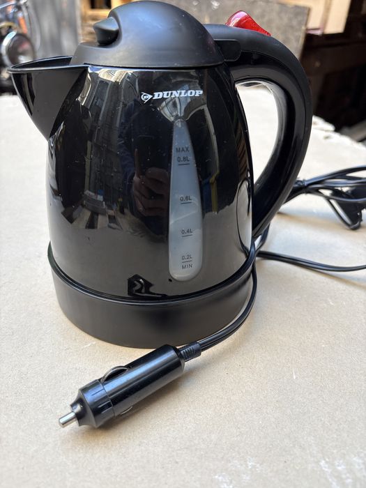 Fierbator apa cu priza auto