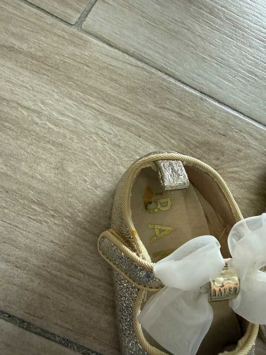 Златни пантофки с панделка Ted Baker, размер 12-18 месеца