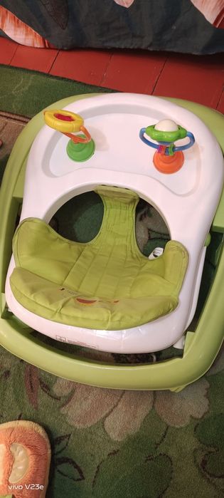 Продам Ходунки babyton