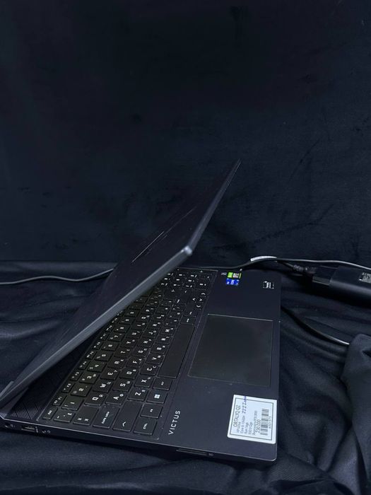 Ноутбук HP Victus