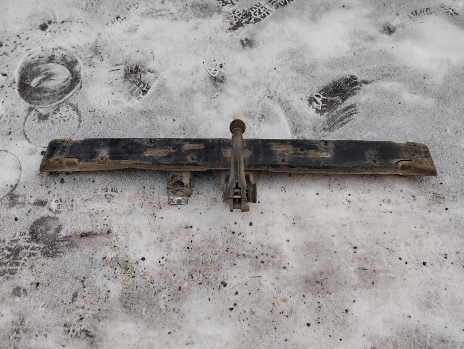 Фаркоп мерседес 190  продам