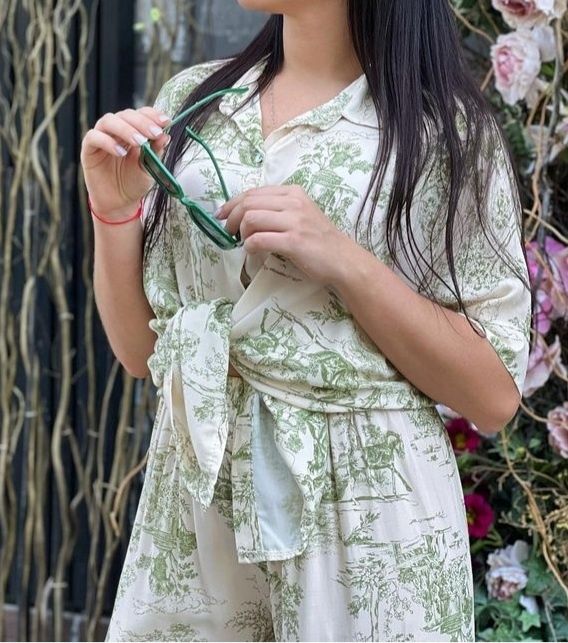 Новый костюм в стиле Dior