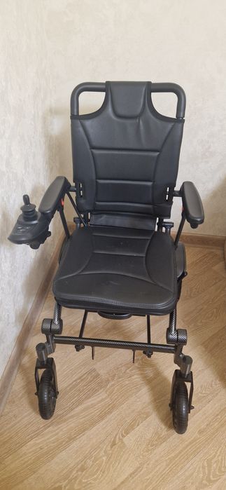 Инвалидная коляска
