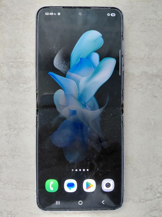 Samsung Galaxy z flip 4