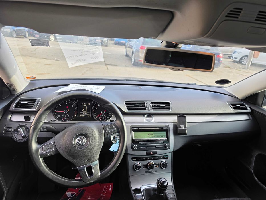 VOLKSWAGEN Passat 2012 — imagine 4