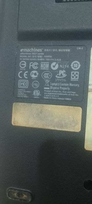 Продам ноутбук eMachines E627 series