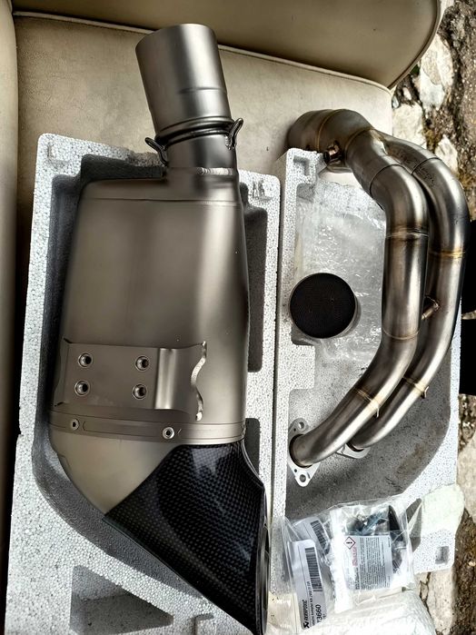 Akrapovic Акрапович ауспуси НОВИ  оригинални