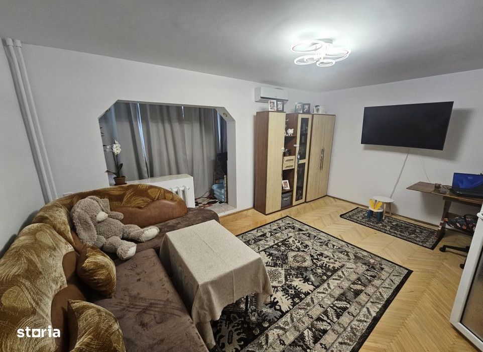 Apartament  3 camere Frumoasa , 80 metri, etaj 3 Cod:160165