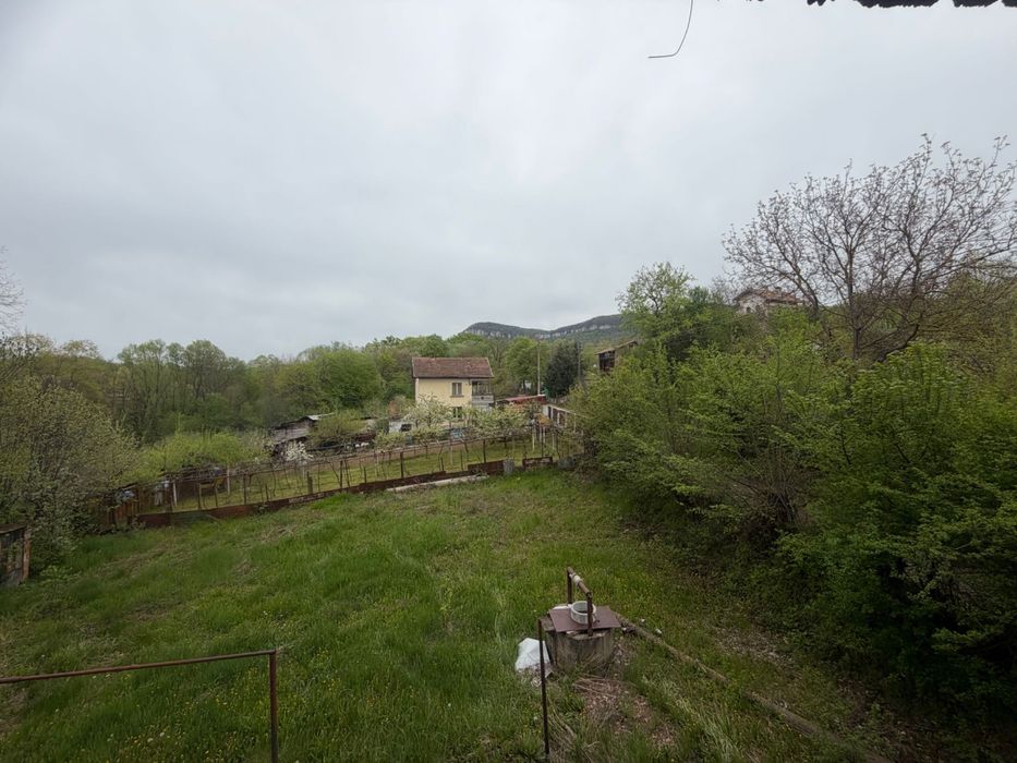 Вила до Враца , местността “Деривол” 85000 евро