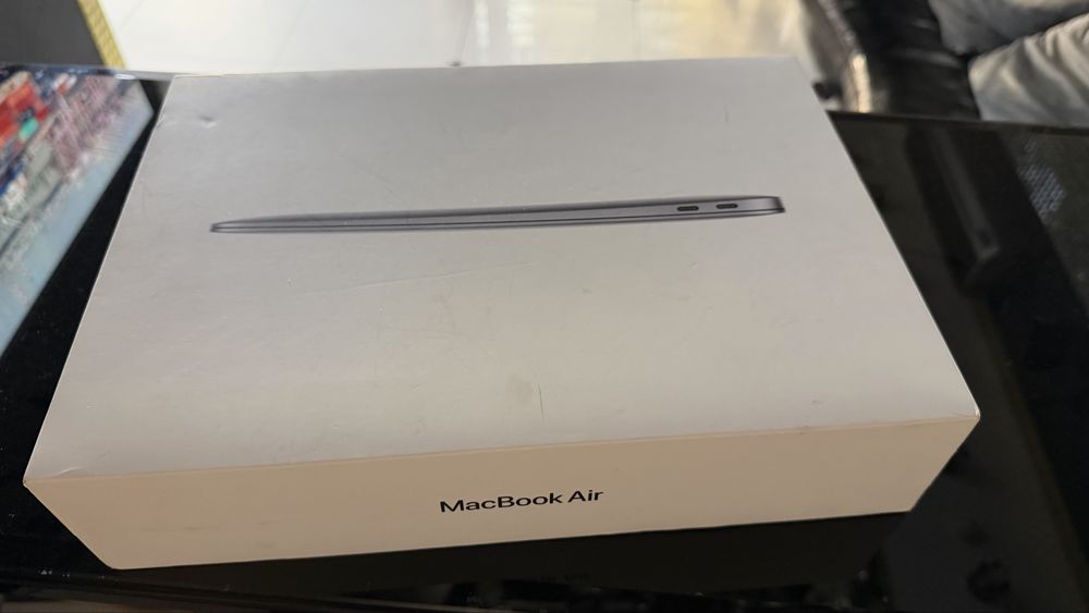 MacBook Air 13” M1 (2020)