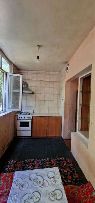 Юнусабад 4 Хавас 3/1/4 кирпич, без ремонта балкон 2х6м